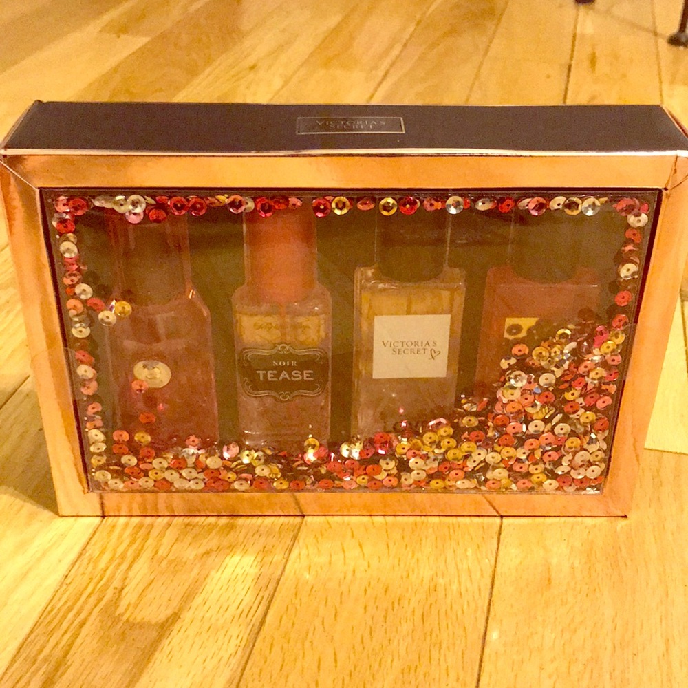*brand new* Victoria secret perfume package
